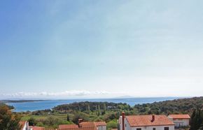 Panoramameerblick mit den Inseln Cres, Krk, die Bucht von Premantura